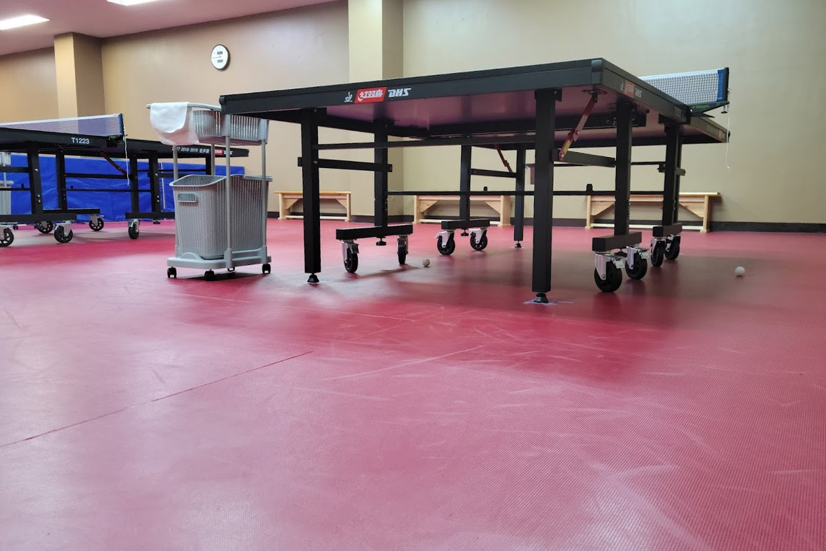 てるくらぶ卓球場堺東店 PVCスポーツフロア施工事例